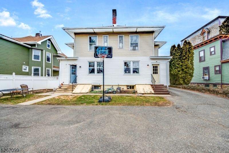 Centenary College - Residential Income