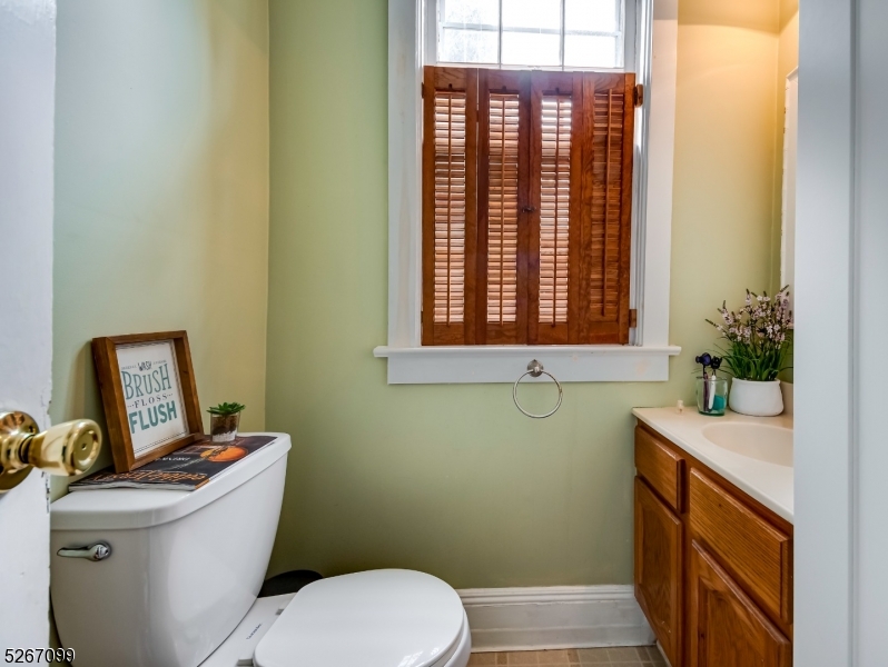 Centenary College - Residential Income