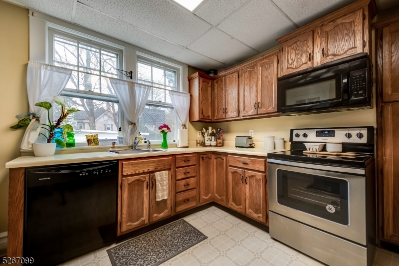 Centenary College - Residential Income