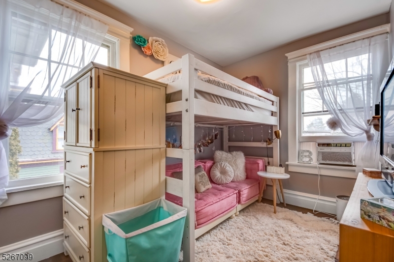 Centenary College - Residential Income