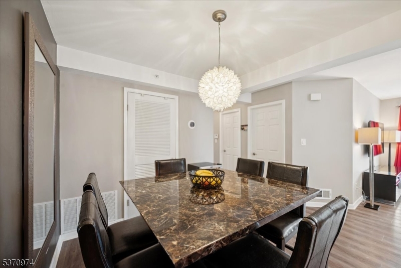 Bridgewater Twp., New Jersey 08805, United States, 2 Bedrooms Bedrooms, ,2 BathroomsBathrooms,Residential,Coming Soon,171161