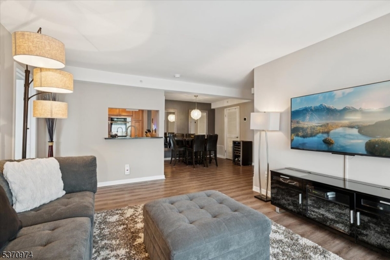 Bridgewater Twp., New Jersey 08805, United States, 2 Bedrooms Bedrooms, ,2 BathroomsBathrooms,Residential,Coming Soon,171161