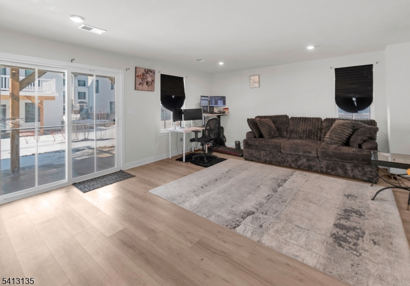 Hackettstown Crossing - Residential