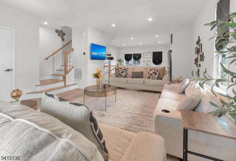 Hackettstown Crossing - Residential