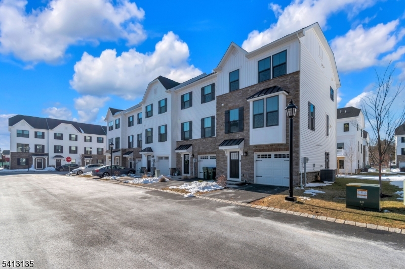 Hackettstown Crossing - Residential