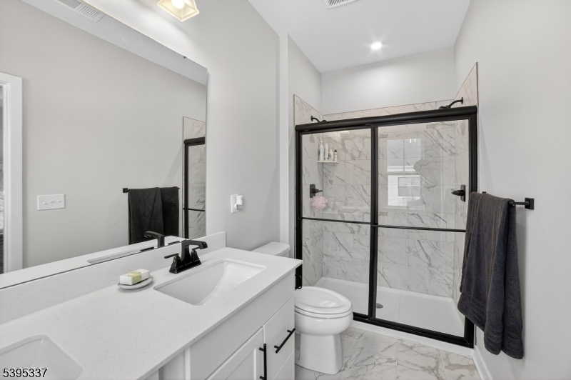 Hackettstown Crossing - Residential