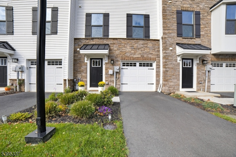 Hackettstown Crossing - Residential