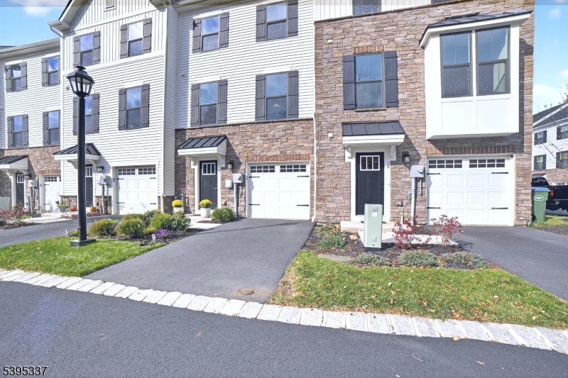 Hackettstown Crossing - Residential