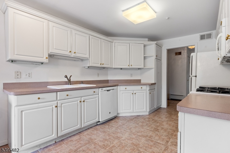 Tulip Meadows - Residential