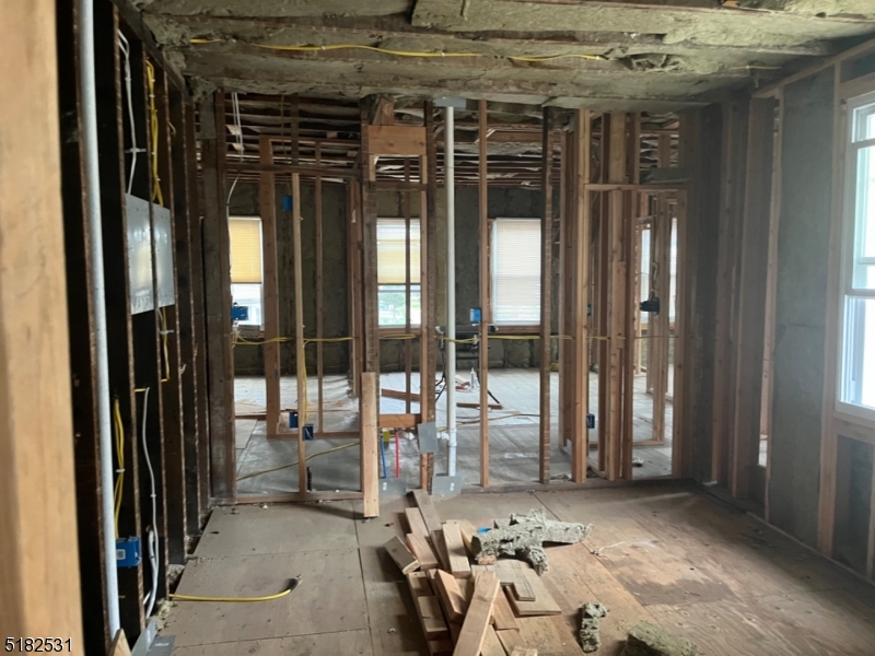 West End - Residential Income