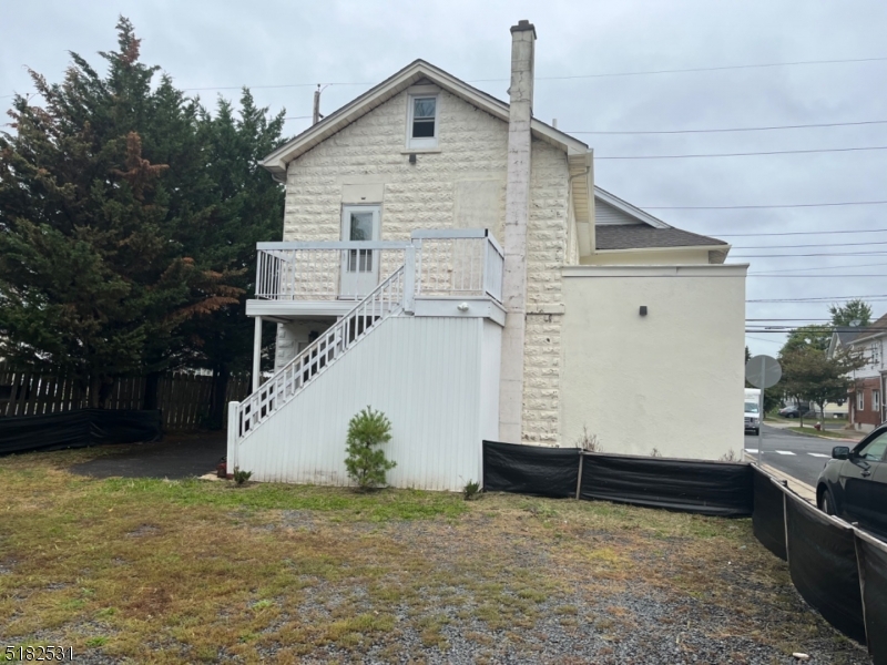 West End - Residential Income