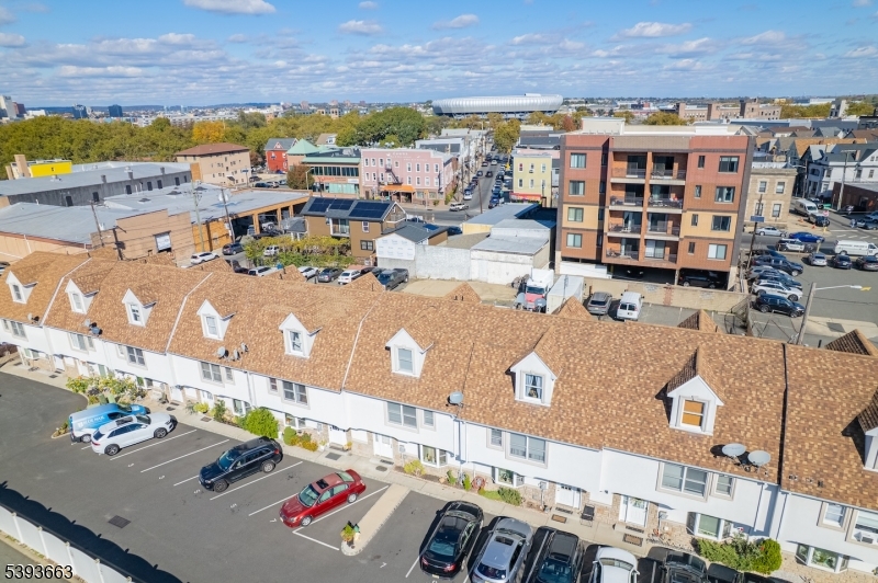 lronbound - Residential