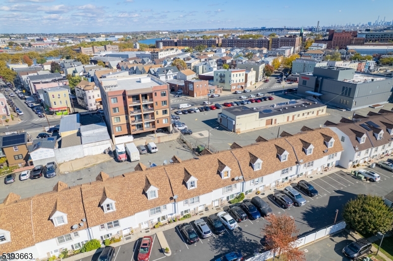 lronbound - Residential