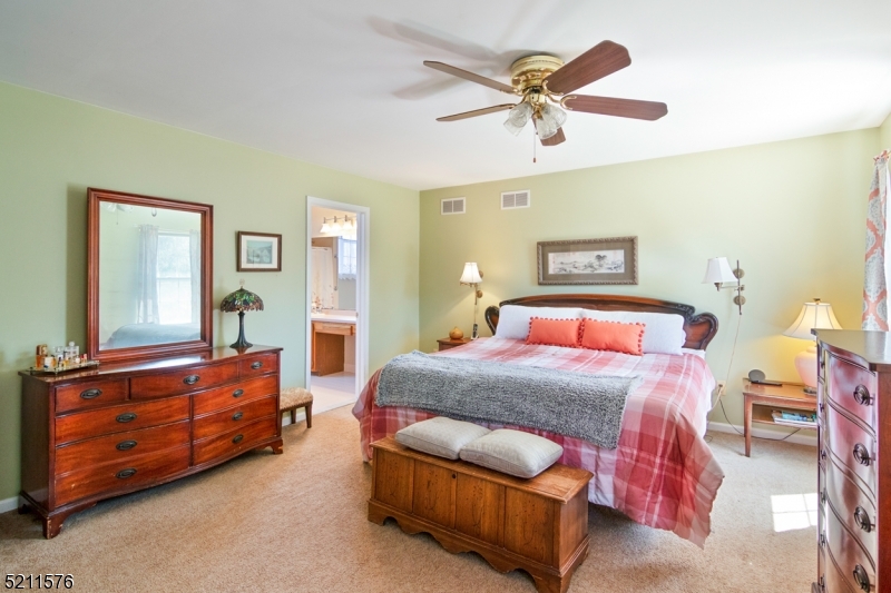 Oak Meadows - Residential