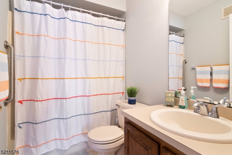 Oak Meadows - Residential