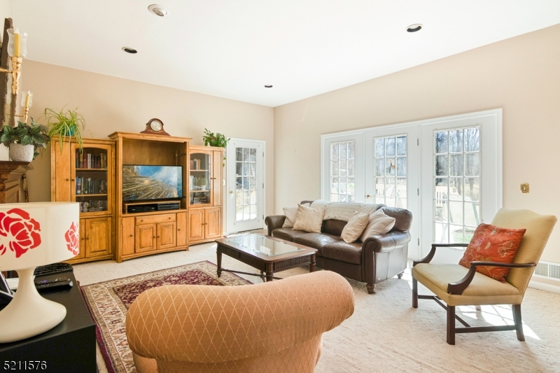 Oak Meadows - Residential