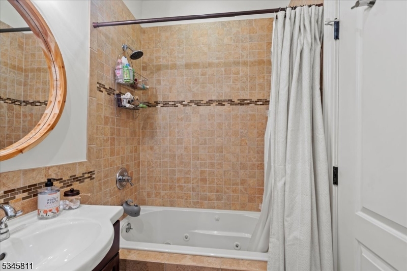 Upper Greenwood Lake - Residential