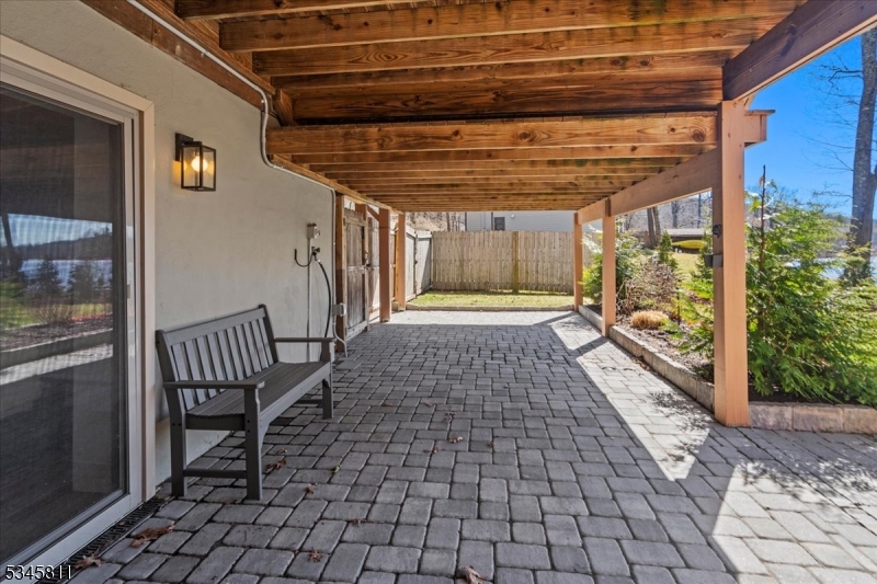 Upper Greenwood Lake - Residential