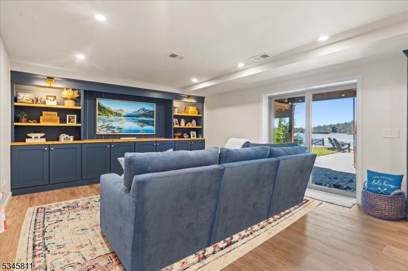 Upper Greenwood Lake - Residential