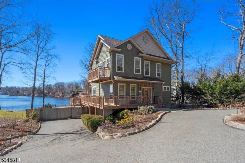 Upper Greenwood Lake - Residential