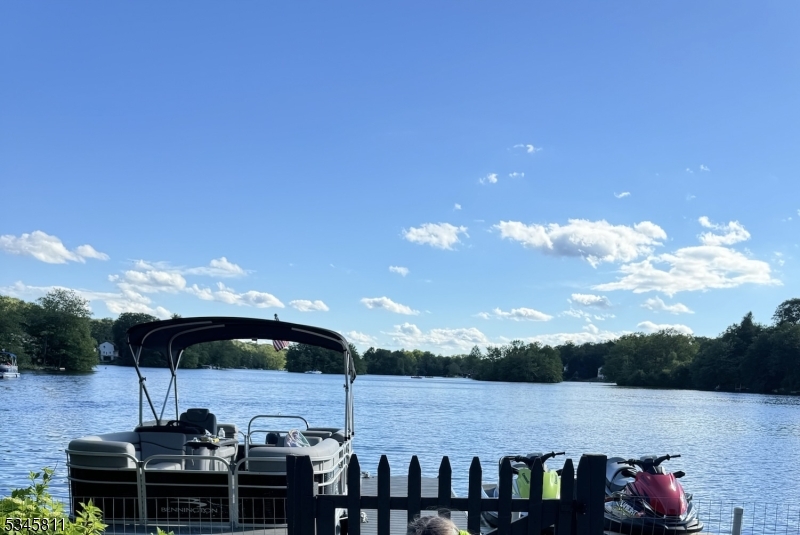 Upper Greenwood Lake - Residential