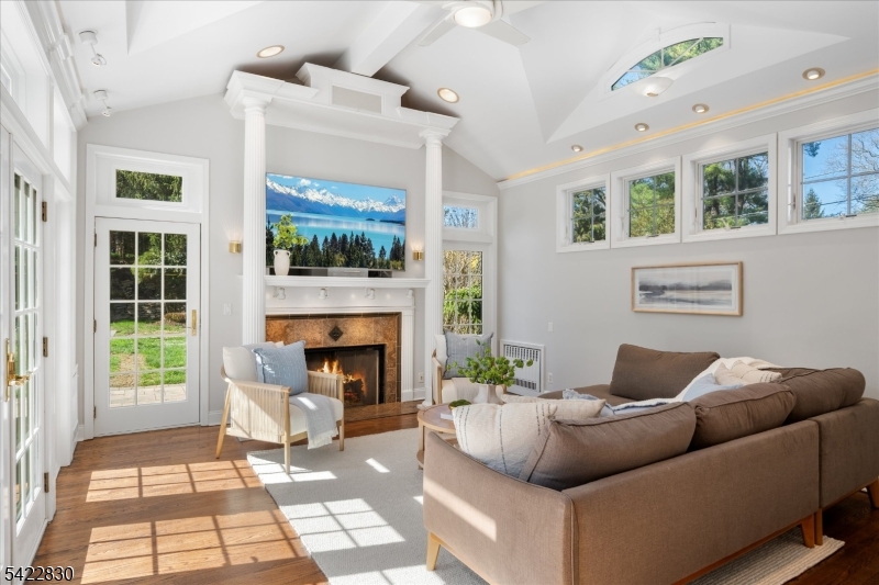 Rolling Hill - Residential