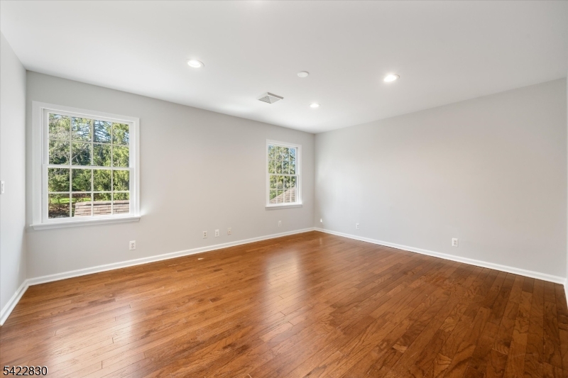 Rolling Hill - Residential