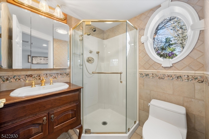 Rolling Hill - Residential