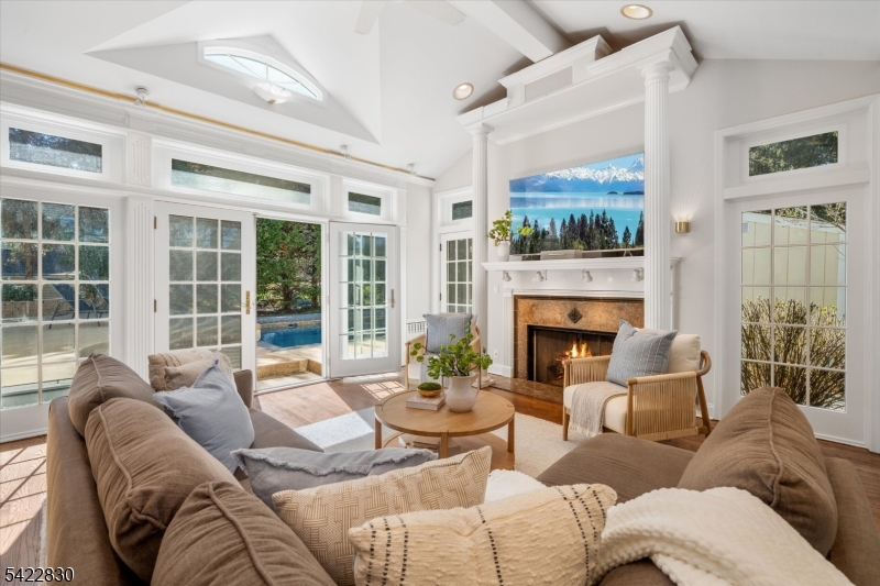 Rolling Hill - Residential