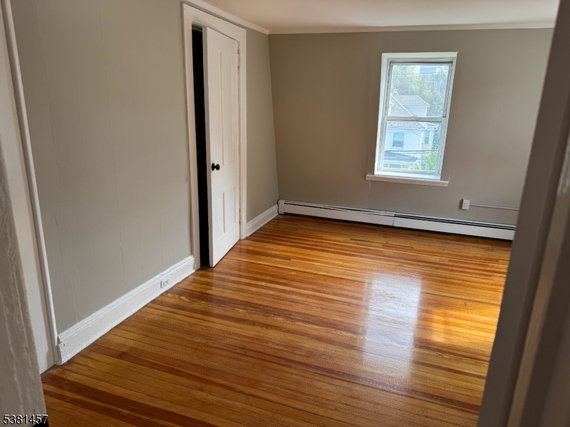 Cattano/ Downtown - Residential Lease