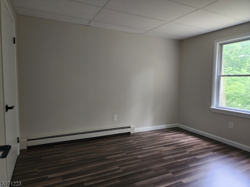 Franklin Boro, New Jersey 07416, United States, 2 Bedrooms Bedrooms, ,1 BathroomBathrooms,Residential,Active,170484