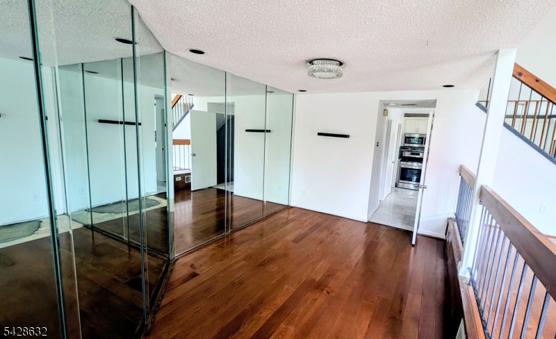 WESTGATE - Residential