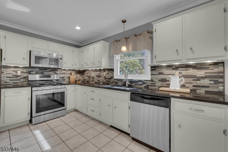 Four Bridges - Residential