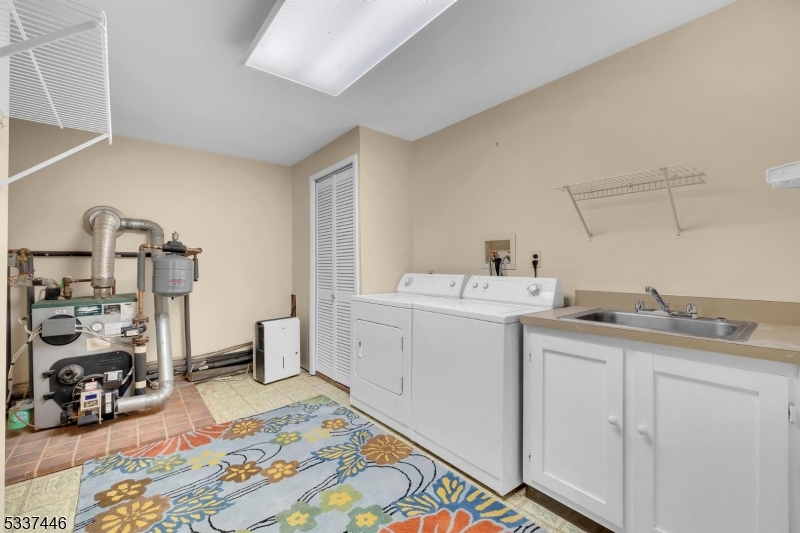 Four Bridges - Residential