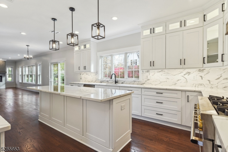 Washington's Headquarters - Residential