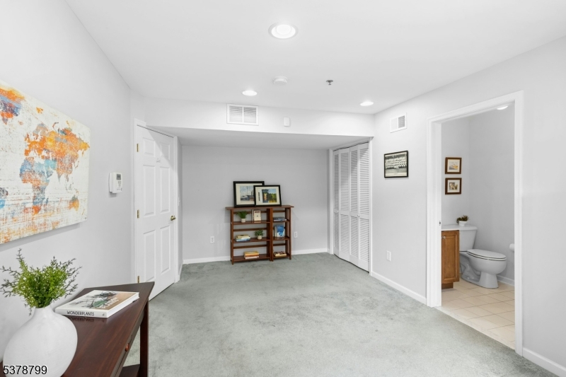 The Pointe - Residential