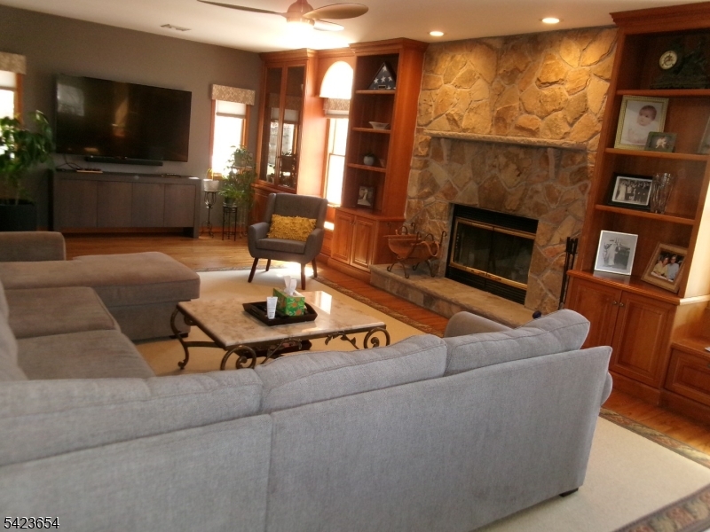 Oak Ridge - Residential