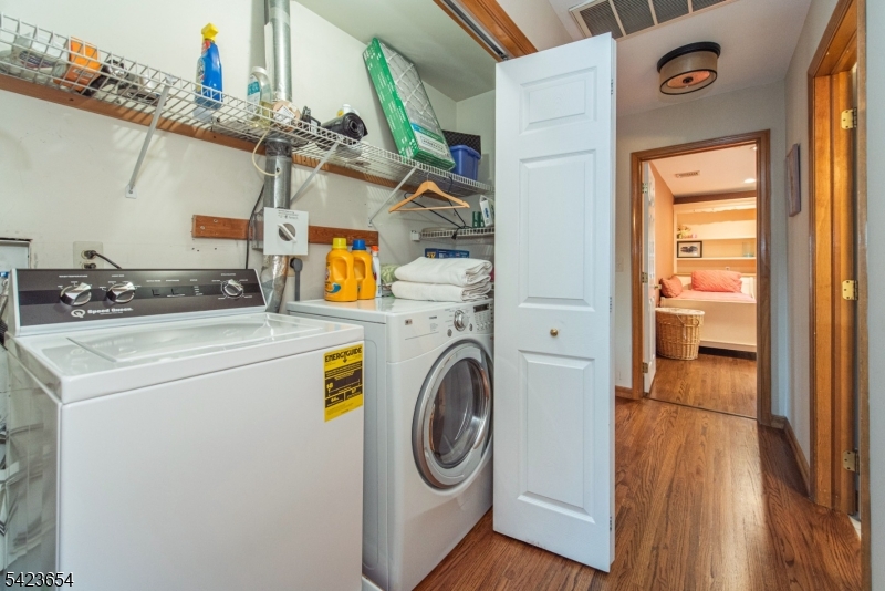 Oak Ridge - Residential