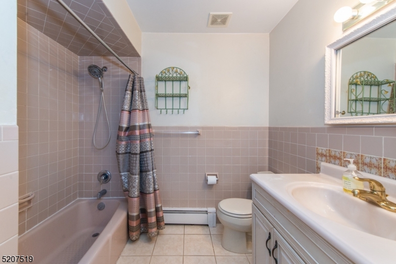 Shongum Lake - Residential