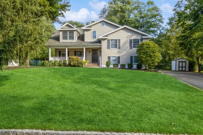 Broadlawn - Residential