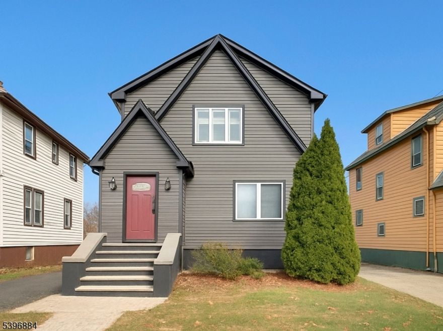 Small pet allowed. NTN Report, 1 month proof of income, 2 most recent bank statements, 1 month security deposit.