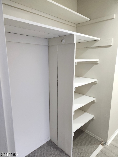 Green Knoll - Residential