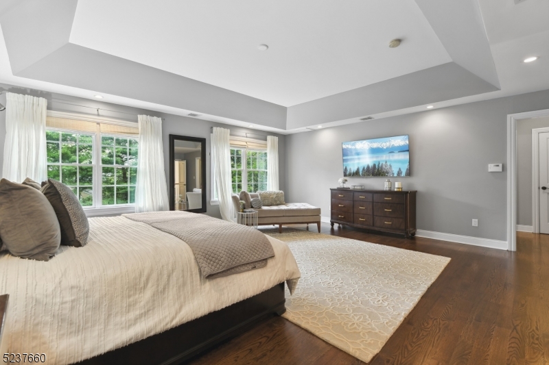 Riker Hill - Residential