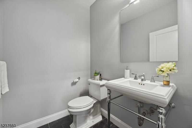 Riker Hill - Residential