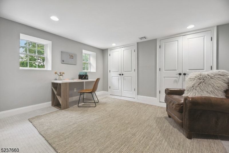 Riker Hill - Residential