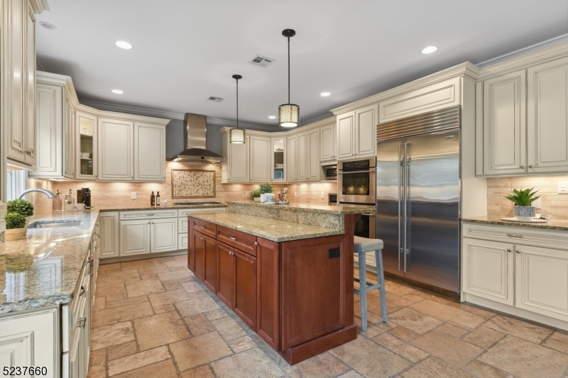 Riker Hill - Residential