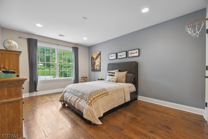 Riker Hill - Residential