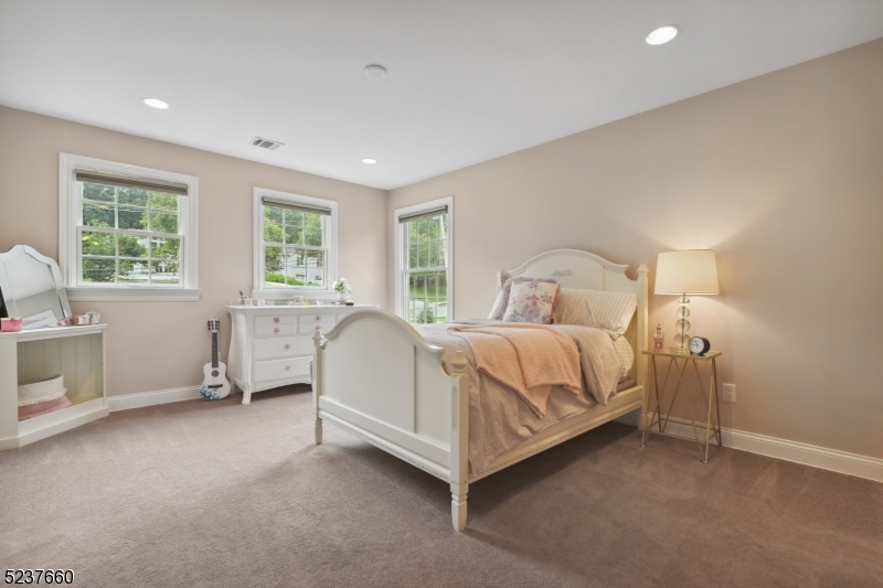 Riker Hill - Residential