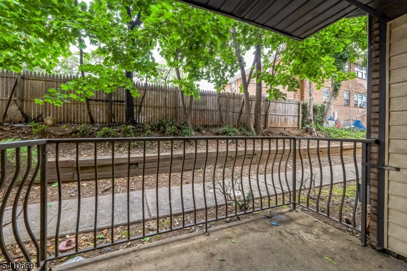 Sunrise Manor - Residential