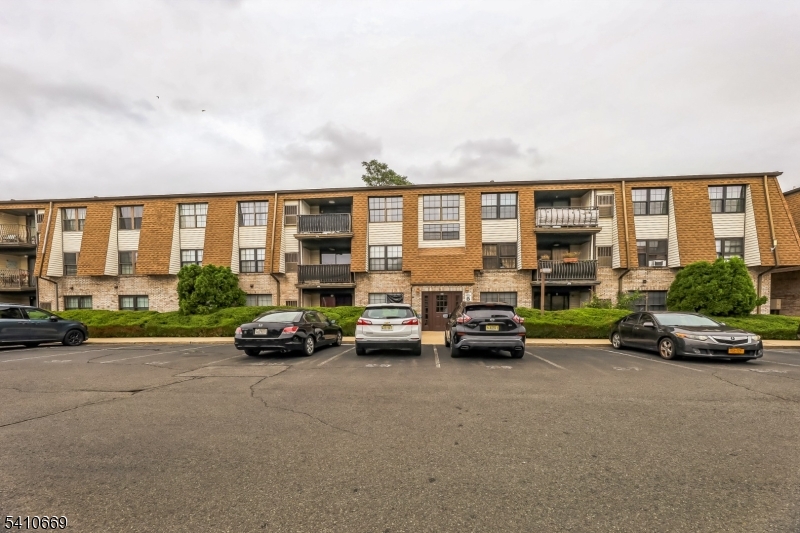 Sunrise Manor - Residential